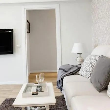 Апартаменты Comfortable Apartment Tea Town *